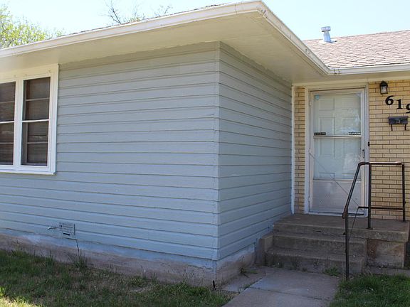 4th image of 619 N El Paso Ave