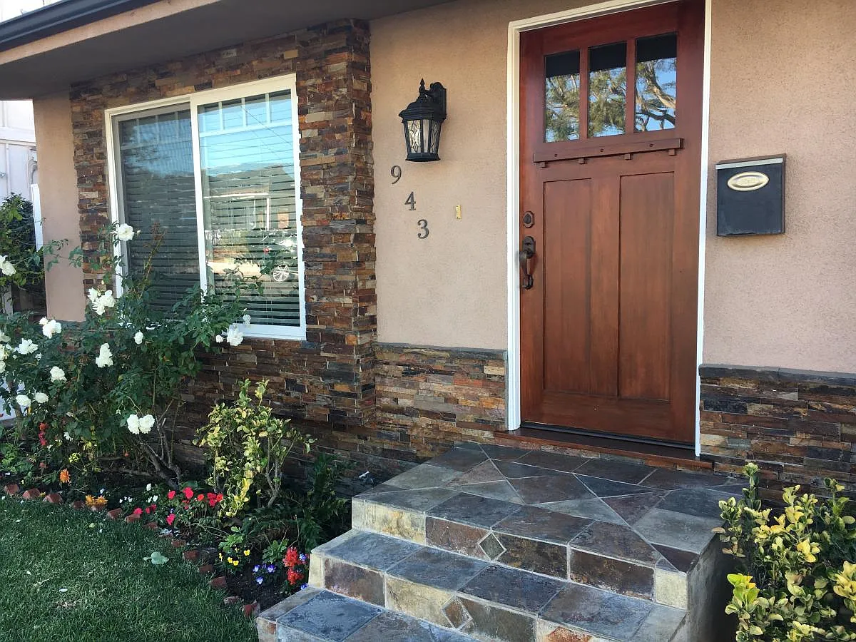 2 bed, 1000 sqft, $4,500 — Photo 1