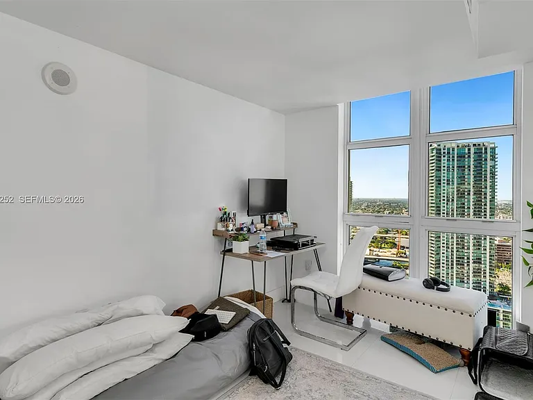 41 SE 5th St #2117 — Photo 20