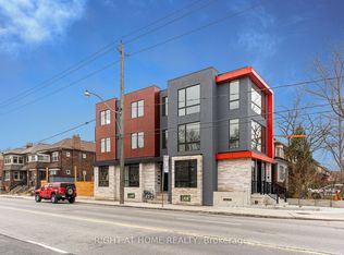 218 Jane St, Toronto, ON M6S3Y9