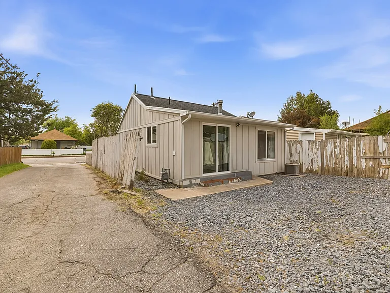 3022 Jefferson Ave — Photo 19