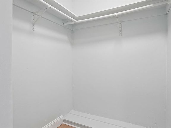 3rd image of 3115 Palamore Dr