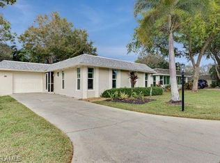 265 Yorkshire Ct #8, Naples, FL 34112