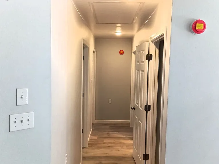 5182 Skyline Dr — Photo 8