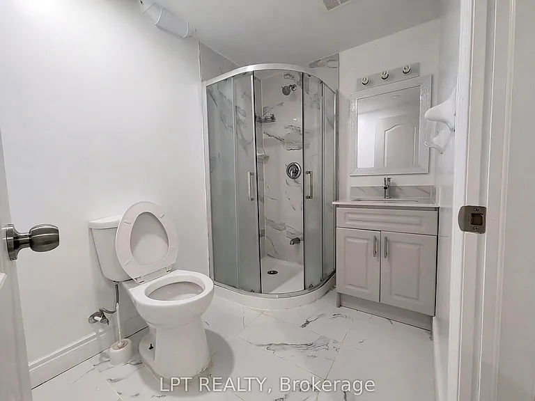 22 Dufay Rd — Photo 20