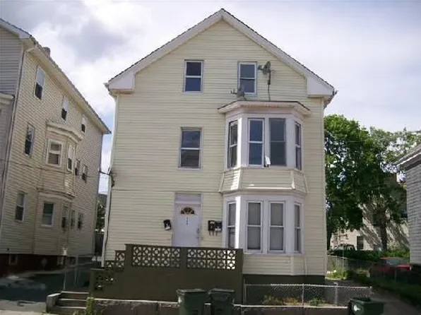 593 Public St, Providence, RI 02907