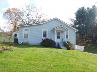 461 Railroad St, Bluff City, TN 37618