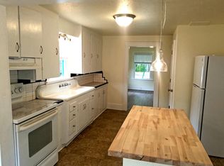 301 E 2nd St #303/305, Port Angeles, WA 98362