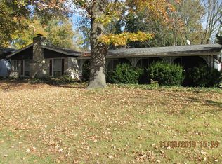 340 Todd Ln, Belleville, IL 62221