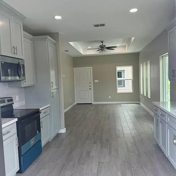 5609 Nightingale Ave #2 — Photo 5