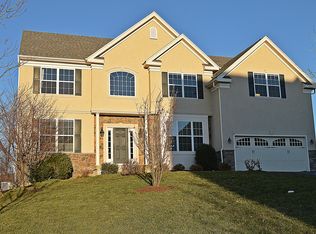 4132 Crescent Dr, Chester Springs, PA 19425