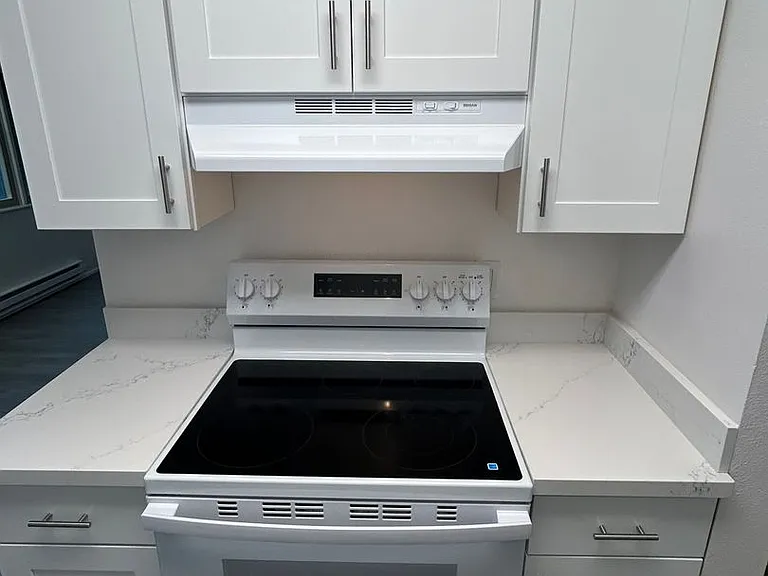 Franklin Apartments — Photo 40