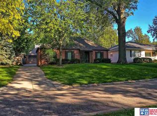 3422 Woodsshire Pkwy, Lincoln, NE 68502
