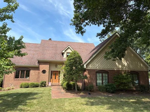 2117 Broadhead Pl, Lexington, KY 40515