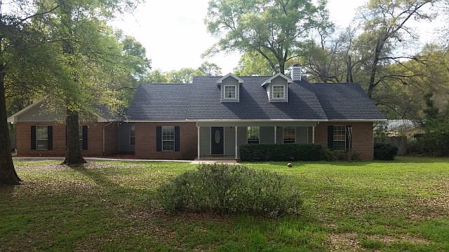 1st image of 2755 Seminole Dr