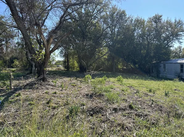 5617 Lake Granbury Trl, Granbury, TX 76048