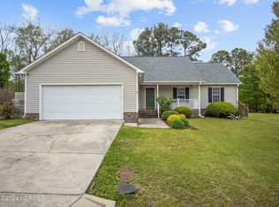 115 Walnut Hills Dr, Richlands, NC 28574
