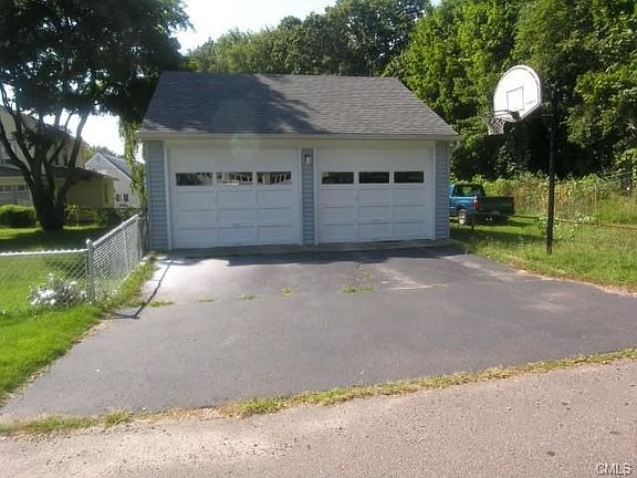 2nd image of 150 Emmett Ave