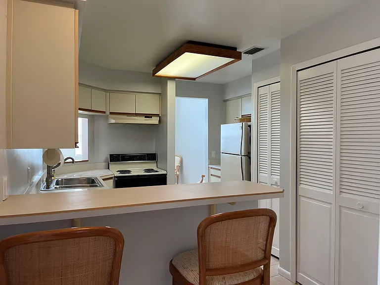 8 Marina Point Pl — Photo 9