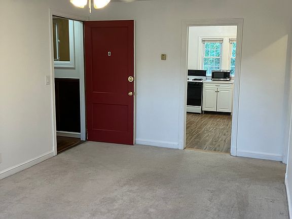 3rd image of 710 22nd St S APT 4