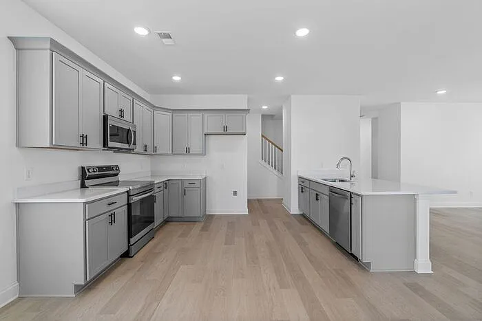 8973 James Creek Dr — Photo 12
