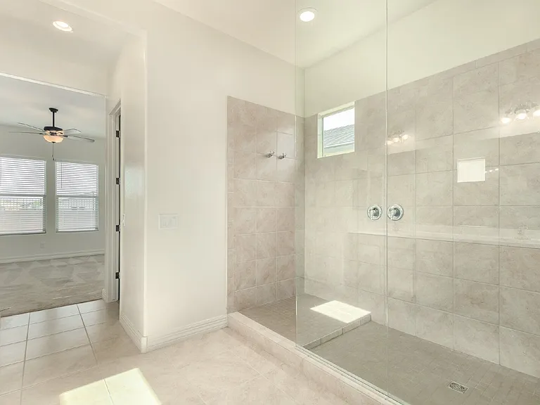 8833 S 167th Ln — Photo 19