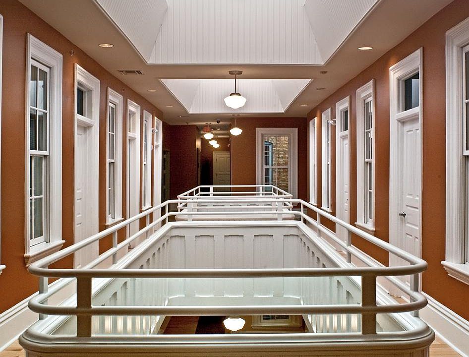 Building Photo 5