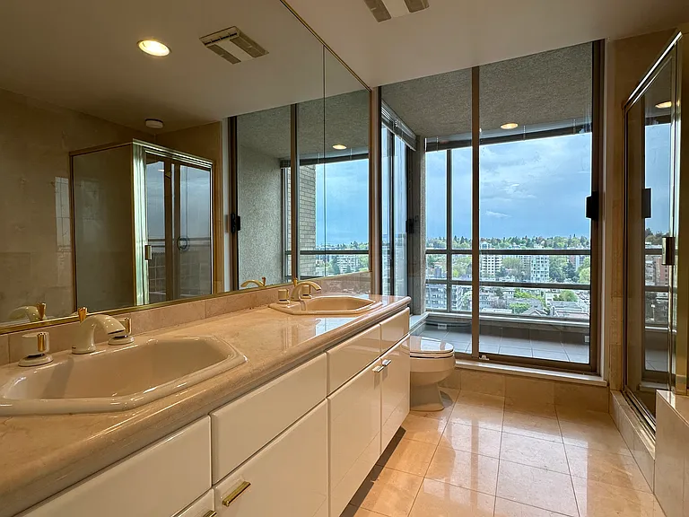 1590 W 8th Ave #1603 — Photo 38