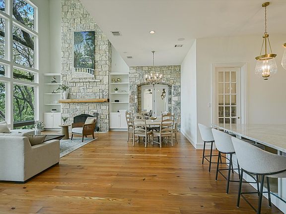 5th image of 4646 Rockcliff Rd