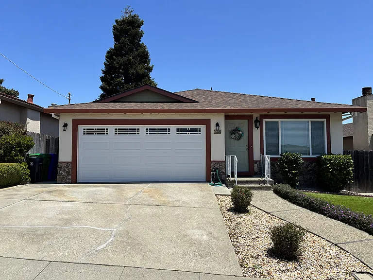 16708 Cowell St — Photo 1