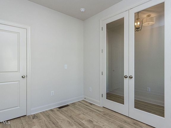 5th image of 1804 Bright Lantern Way