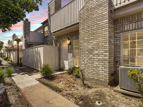 3800 Tanglewilde Street #302, Houston, TX 77063