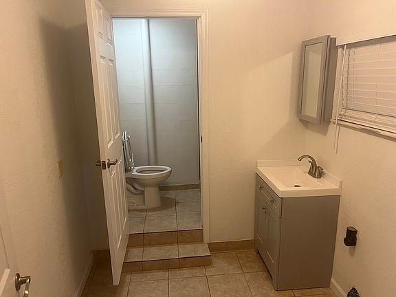 5th image of 3020 Spirit Lake Dr