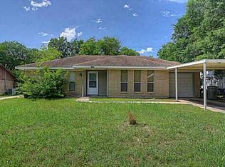 2209 Teton Dr, Bryan, TX 77803