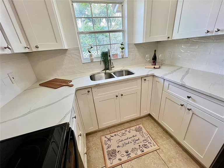 11315 3rd St E #C — Photo 4