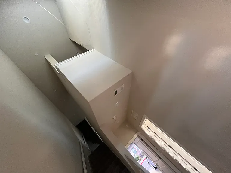 double ceiling entry