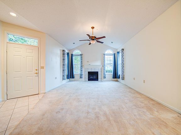 5th image of 1131 Oak Heights Ln #116