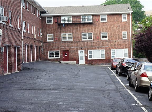 5th image of 9115 Bergenwood Ave #2