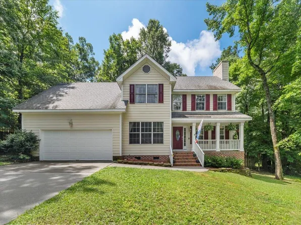 2750 Michelle Ct, Creedmoor, NC 27522