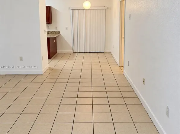 374 NE 26th Ave Unit 203, Homestead, FL 33033