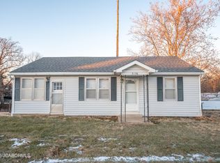 3136 Rock Ridge Rd, Jefferson City, MO 65109