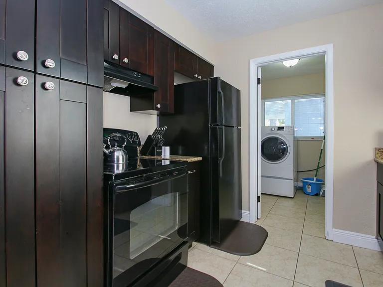 10926 N 29th Streethillsborough Country — Photo 25