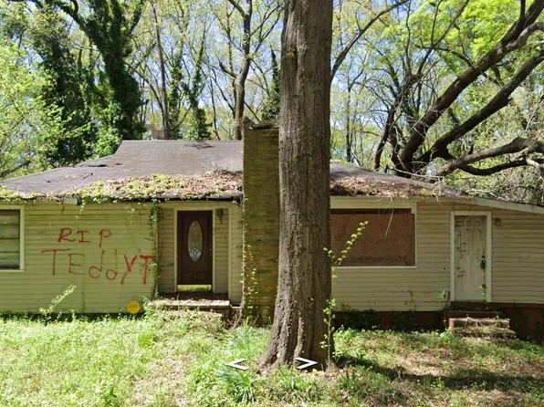 612 12th St, Midfield, AL 35228