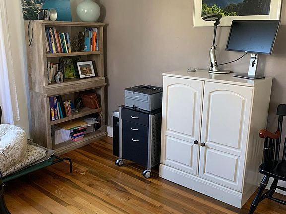 Front bedroom (bookcases convey)