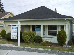 1115 E Marine View Dr, Everett, WA 98201
