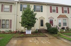 1st image of 325 Gambrill Ct