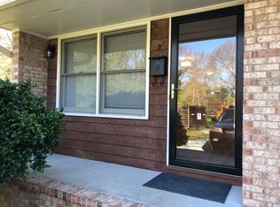 901 N Greensboro St APT B, Carrboro, NC 27510