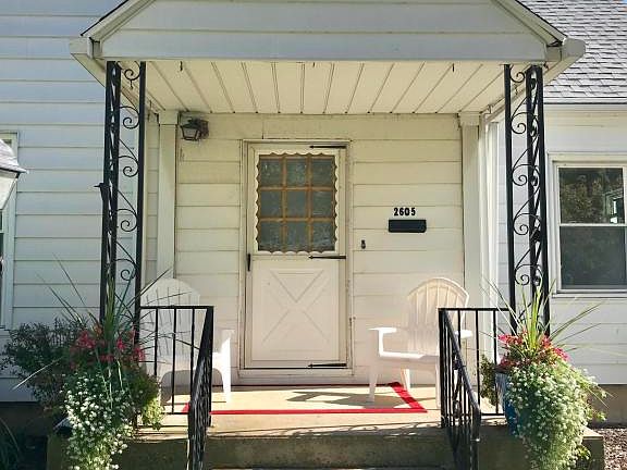 2nd image of 2605 Willa Dr