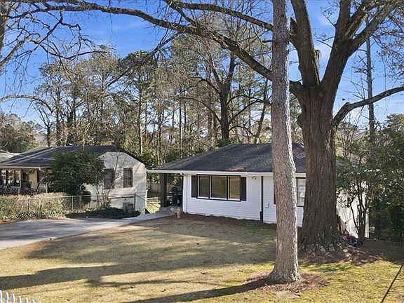 5th image of 2363 Woodside Way