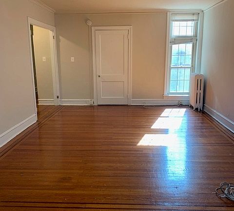 4th image of 4530 Osage Ave #B202